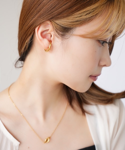 IAMUSE(アイアミューズ)の「金属アレルギー対応 オープンフープイヤーカフピアス S0818【IAMUSE】(ピアス(両耳用)・レディース・シルバー/ゴールド・FREE)」の8枚目の写真