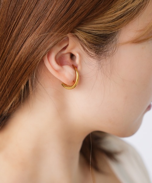 IAMUSE(アイアミューズ)の「金属アレルギー対応 オープンフープイヤーカフピアス S0818【IAMUSE】(ピアス(両耳用)・レディース・シルバー/ゴールド・FREE)」の10枚目の写真