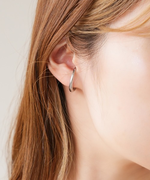IAMUSE(アイアミューズ)の「金属アレルギー対応 オープンフープイヤーカフピアス S0818【IAMUSE】(ピアス(両耳用)・レディース・シルバー/ゴールド・FREE)」の13枚目の写真