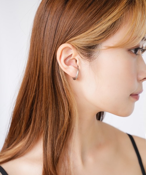 IAMUSE(アイアミューズ)の「金属アレルギー対応 オープンフープイヤーカフピアス S0818【IAMUSE】(ピアス(両耳用)・レディース・シルバー/ゴールド・FREE)」の16枚目の写真