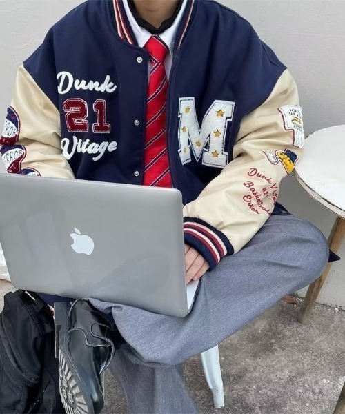 MGV(エムジーヴィー)の「ビックシルエットスタジャン(スタジャン・メンズ・ネイビー/レッド/グリーン・MEDIUM/LARGE/X-LARGE)」の11枚目の写真