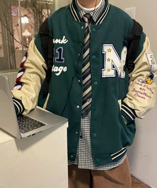 MGV(エムジーヴィー)の「ビックシルエットスタジャン(スタジャン・メンズ・ネイビー/レッド/グリーン・MEDIUM/LARGE/X-LARGE)」の16枚目の写真