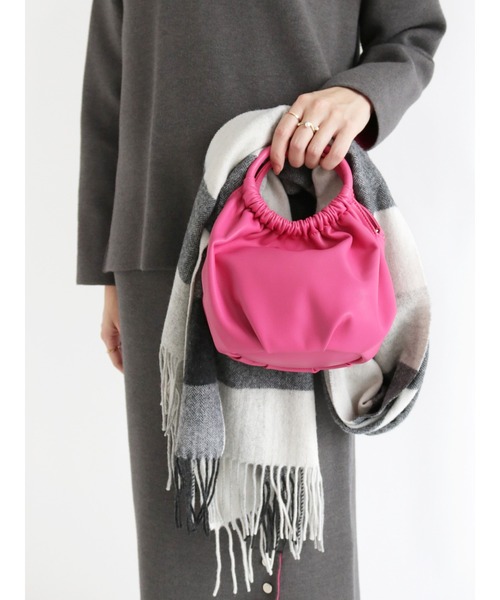 Te chichi（テチチ）の「ギャザー丸ハンドルミニバッグ（ハンドバッグ・レディース・ブルー/ピンク/イエロー・ﾌﾘ-）」の3枚目の写真