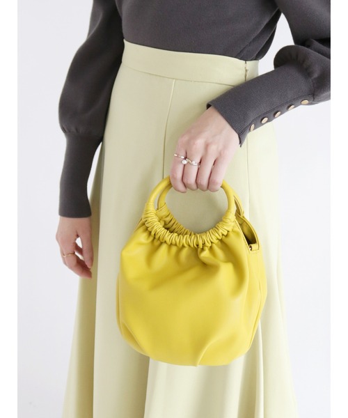 Te chichi（テチチ）の「ギャザー丸ハンドルミニバッグ（ハンドバッグ・レディース・ブルー/ピンク/イエロー・ﾌﾘ-）」の2枚目の写真