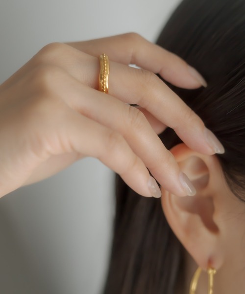 SHYLA(シャイラ)の「【SHYLA(シャイラ)】THE ASTRI RINGS/リング(リング・レディース・ゴールド・FREE)」の7枚目の写真