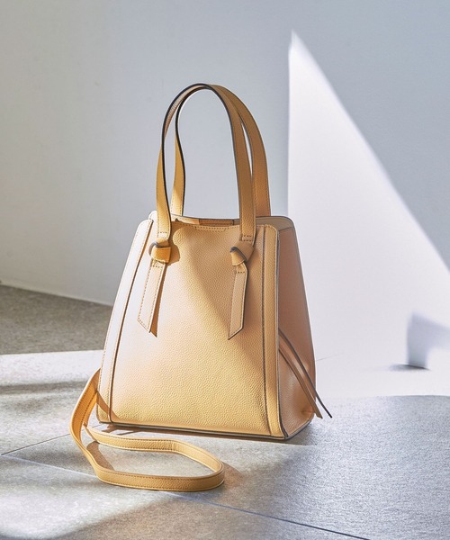 GLOBAL WORK（グローバルワーク）の「スペ軽変形3WAYBAG/172356（ショルダーバッグ・レディース・オフホワイト/イエロー/ブラック/その他/グリーン/ベージュ/ブルー/ブラック×ホワイト/ブラウン/ベージュ系その他/ブラック系その他/レッド/ベージュ系その他3/サックスブルー・FREE）」の12枚目の写真