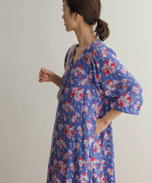 【セール】カラーグランドフラワープリントワンピース（ワンピース）｜URBAN RESEARCH DOORS（アーバンリサーチドアーズ）