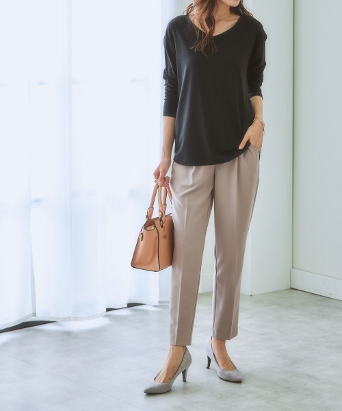nissen（ニッセン）の「【とろみ素材】すっきりタックテーパードパンツ（スラックス・レディース・マスタード/ブラック/モカ/アイボリー/サックスブルー/ライトグリーン系/アッシュブラウン・M/LL/L/S）」の18枚目の写真