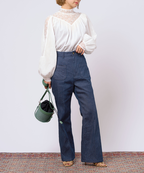イエナラブークル　デニムフレアパンツ　タグ付 IENA LA BOUCLE（イエナラブークル）の「IENA LA BOUCLE デニム