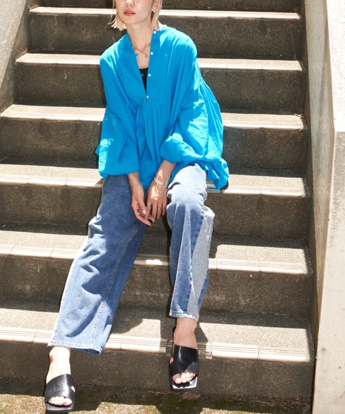 Auntie Rosa Holiday（アンティローザホリデー）の「ボリュームスリーブカフタンブラウス（シャツ/ブラウス・レディース・ブラック/オフホワイト/ブルー・FREE）」の13枚目の写真