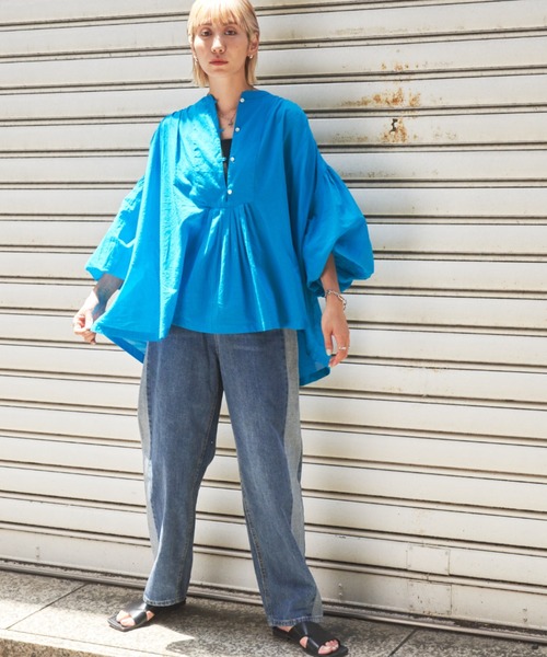 Auntie Rosa Holiday（アンティローザホリデー）の「ボリュームスリーブカフタンブラウス（シャツ/ブラウス・レディース・ブラック/オフホワイト/ブルー・FREE）」の16枚目の写真