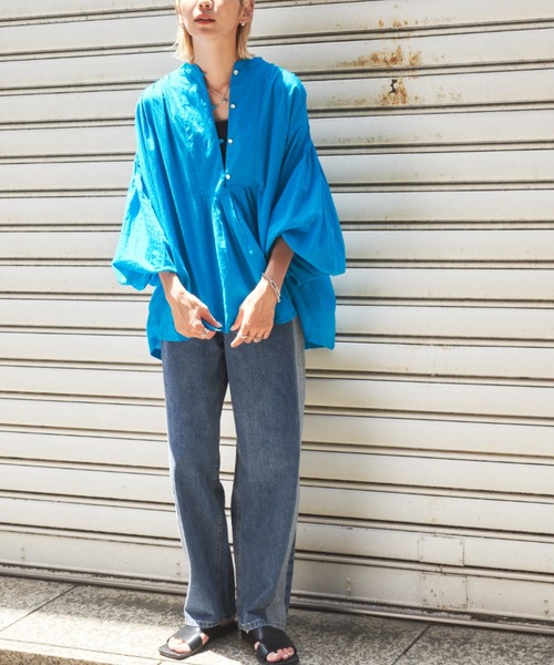 Auntie Rosa Holiday（アンティローザホリデー）の「ボリュームスリーブカフタンブラウス（シャツ/ブラウス・レディース・ブラック/オフホワイト/ブルー・FREE）」の15枚目の写真