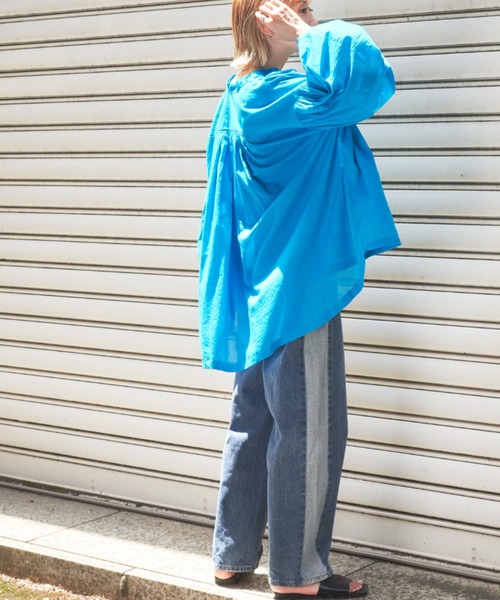 Auntie Rosa Holiday（アンティローザホリデー）の「ボリュームスリーブカフタンブラウス（シャツ/ブラウス・レディース・ブラック/オフホワイト/ブルー・FREE）」の18枚目の写真