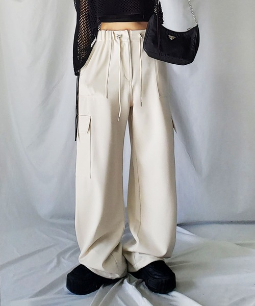 me+em select（ミームセレクト）の「※※４size／６color 】２WAYドロストルーズカーゴワイドパンツ（カーゴパンツ・レディース・ブラック/アイボリー/チャコール/ブルー/ピンク/カーキ・SMALL/MEDIUM/LARGE/X-LARGE）」の15枚目の写真