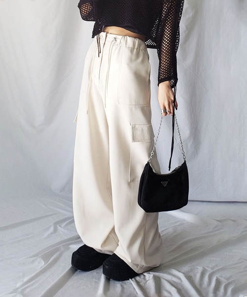 me+em select（ミームセレクト）の「※※４size／６color 】２WAYドロストルーズカーゴワイドパンツ（カーゴパンツ・レディース・ブラック/アイボリー/チャコール/ブルー/ピンク/カーキ・SMALL/MEDIUM/LARGE/X-LARGE）」の14枚目の写真