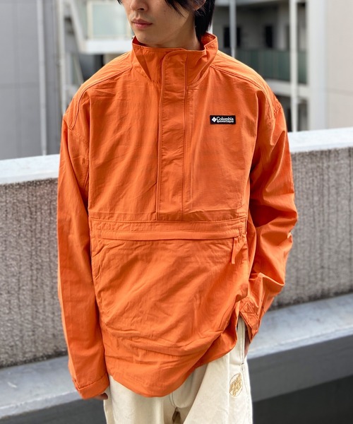 Columbia（コロンビア）の「columbia/コロンビア デシュートバレーウインドシェル 撥水 UVケア ポケット WM7495（ノーカラージャケット・メンズ・カーキ/オレンジ・XL/M/L）」の10枚目の写真