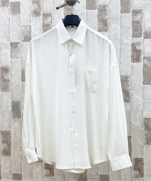 TopIsm（トップイズム）の「オーバーサイズ ドロップショルダー とろみドレープシャツ（シャツ/ブラウス・メンズ・グレイッシュブルー/ホワイト/ダークグリーン/ブラック・M/LL/L）」の16枚目の写真