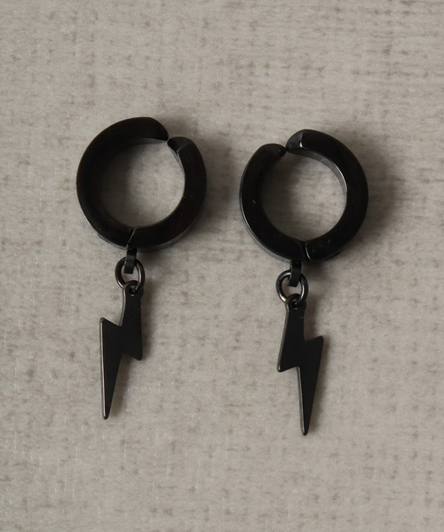 FUNALIVE（ファンアライブ）の「JON ステンレスデザインイヤーカフ 両耳２点セット（イヤーカフ・メンズ・ゴールド/シルバー系その他/ゴールド系その他/シルバー/シルバー系その他2/ブラック系その他/ブラック/ゴールド系その他2/ブラック系その他2・FREE）」の15枚目の写真