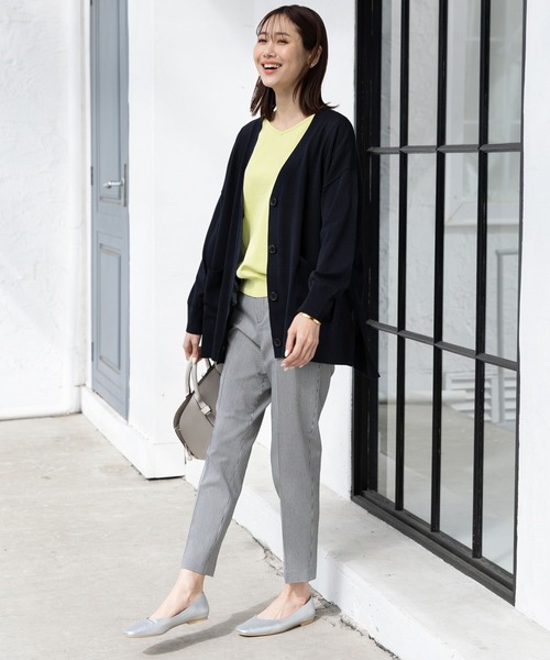 GLOBAL WORK(グローバルワーク)の「洗えるサラサラカーディガン長袖/163500(カーディガン/ボレロ・レディース・コーラル/ベージュ/ブラック/カーキ/グリーン/アイボリー・LARGE/MEDIUM)」の10枚目の写真