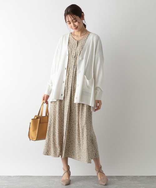 GLOBAL WORK(グローバルワーク)の「洗えるサラサラカーディガン長袖/163500(カーディガン/ボレロ・レディース・コーラル/ベージュ/ブラック/カーキ/グリーン/アイボリー・LARGE/MEDIUM)」の13枚目の写真