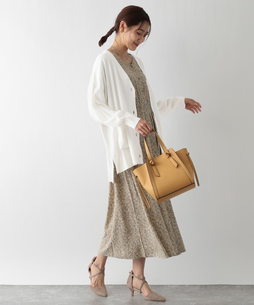 GLOBAL WORK(グローバルワーク)の「洗えるサラサラカーディガン長袖/163500(カーディガン/ボレロ・レディース・コーラル/ベージュ/ブラック/カーキ/グリーン/アイボリー・LARGE/MEDIUM)」の15枚目の写真