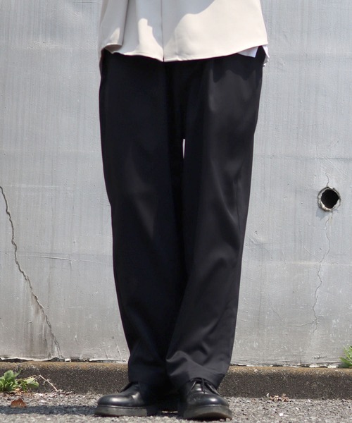 SITRY(シトリー)の「T/R wide tapered pants/ワイド テーパード パンツ(スラックス・メンズ・サックスブルー/カーキ/ブラック/グリーン/モカ/ベージュ・M/L/XL)」の2枚目の写真