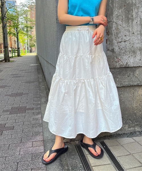 feepur（フェピュール）の「【TALL/2Tサイズあり】ドロストナイロンティアードスカート（スカート・レディース・ブラック/オフホワイト・MEDIUM/TALL/2T）」の17枚目の写真