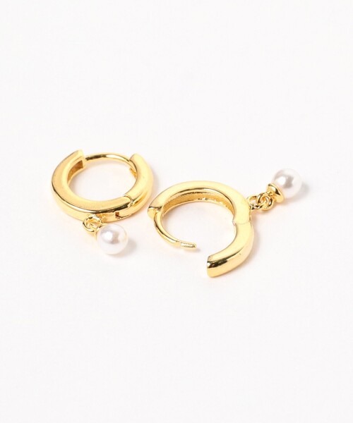 Ray BEAMS(レイビームス)の「Ray BEAMS / 1粒パール ナカオレ フープピアス(ピアス(両耳用)・レディース・ゴールド・ONE SIZE)」の2枚目の写真