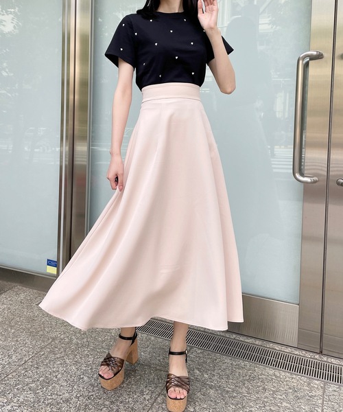 one way(ワンウェイ)の「ハートまみれ刺繍Tシャツ(Tシャツ/カットソー・レディース・ライトベージュ/ブラック/ホワイト/ダークベージュ/ベージュ・FREE)」の10枚目の写真