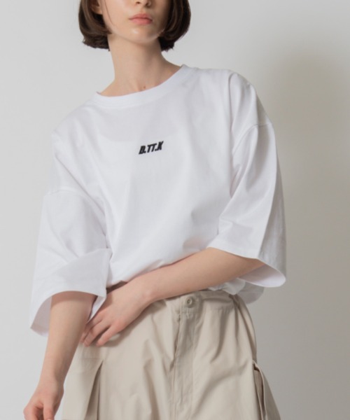ユニセックスアイテム】 D.TT.K LOGO OVERSIZE T-SHIRTS 刺繍 ロゴ
