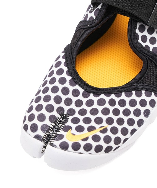 NIKE（ナイキ）の「【NIKE】ナイキ エア リフト ブリーズ（スニーカー・レディース・ブラック・24/23/25）」の3枚目の写真