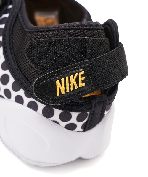 NIKE（ナイキ）の「【NIKE】ナイキ エア リフト ブリーズ（スニーカー・レディース・ブラック・24/23/25）」の7枚目の写真