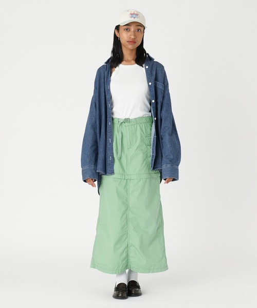 Levi's(リーバイス)の「Levi's/リーバイス コンバーチブル カーゴ スカート(スカート・レディース・グリーン・23inch/24inch/25inch/26inch/27inch/28inch)」の11枚目の写真