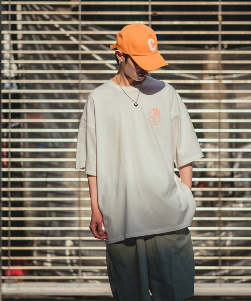 SIDEWAY STANCE（サイドウェイスタンス）の「【SIDEWAY STANCE】オリジナル グラフィック プリント スーパービッグ 半袖Tシャツ（Tシャツ/カットソー・メンズ・ホワイト系その他/ピンク/グリーン/ホワイト/イエロー/グリーン系その他/ブラック/グレー/ホワイト系その他2/グレー系その他/ピンク系その他/ホワイト系その他4/ブラック系その他/ホワイト系その他3/イエロー系その他・FREE）」の18枚目の写真