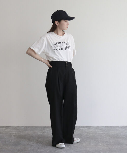 fredy emue（フレディエミュ）の「グラフィックプリントTシャツ（Tシャツ/カットソー・レディース・チャコールグレー/オフホワイト/ベビーピンク・38）」の4枚目の写真