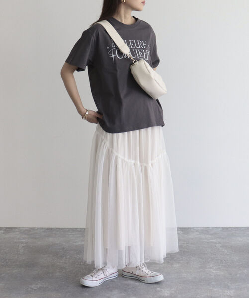 fredy emue（フレディエミュ）の「グラフィックプリントTシャツ（Tシャツ/カットソー・レディース・チャコールグレー/オフホワイト/ベビーピンク・38）」の12枚目の写真