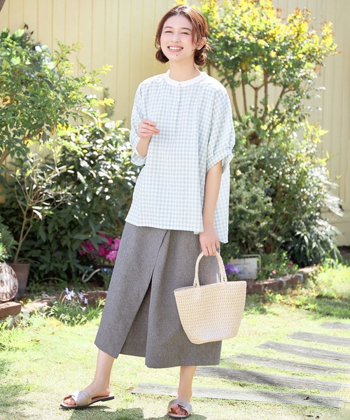 Viola e Viola(ヴィオラエヴィオラ)の「麻調ラップ風ガウチョパンツ(その他パンツ・レディース・スミクロ/グレイッシュベージュ・M/L/LL/3L)」の3枚目の写真