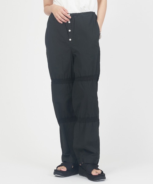 THE SHINZONE(ザ シンゾーン)の「LACE SWITCHING PANTS(その他パンツ・レディース・ブラック/ブルー・34/36)」の2枚目の写真
