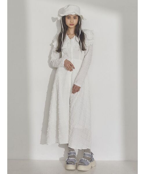 merry jenny（メリージェニー）の「フリルメッシュスニーカーサンダル（サンダル・レディース・アイボリー・MEDIUM/LARGE）」の17枚目の写真