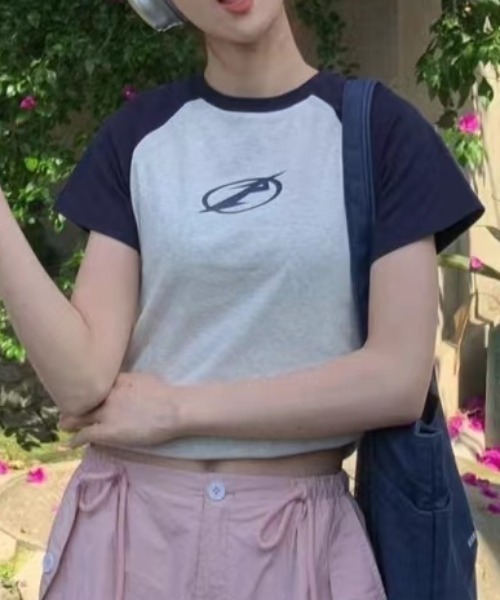 Vipoa（ヴィポア）の「Oval Logo raglan sleeve T-Shirt（Tシャツ/カットソー・レディース・ライトグレー・FREE）」の19枚目の写真