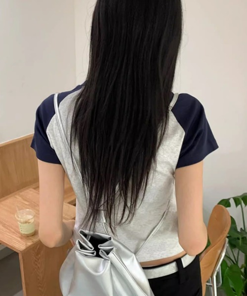 Vipoa（ヴィポア）の「Oval Logo raglan sleeve T-Shirt（Tシャツ/カットソー・レディース・ライトグレー・FREE）」の22枚目の写真