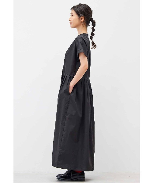 Live in comfort(リブインコンフォート)の「リブ イン コンフォート 栞里ちゃんとつくった 大人のドラマティックワンピース(ワンピース・レディース・ブラック/ベージュ/ホワイト・LL/MP/M/3L/L/4L/S)」の13枚目の写真