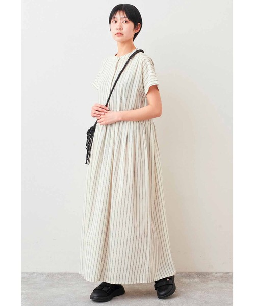 Live in comfort(リブインコンフォート)の「リブ イン コンフォート 栞里ちゃんとつくった 大人のドラマティックワンピース(ワンピース・レディース・ブラック/ベージュ/ホワイト・LL/MP/M/3L/L/4L/S)」の21枚目の写真