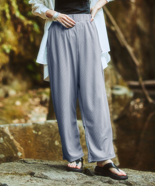 URABAN RESERCH 即完売‼️UVカット 水着　ラッシュガード URABAN RESERCH 即完売‼️UVカット 水着ラッシュガード