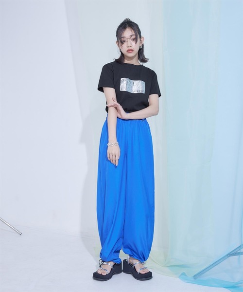 miette(ミエット)の「シルバー箔プリントTシャツ(Tシャツ/カットソー・レディース・ブラック/オフホワイト・FREE)」の14枚目の写真