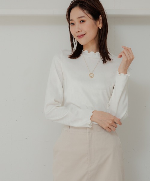 GLOBAL WORK(グローバルワーク)の「Beauteeハイネックリブ/906251(Tシャツ/カットソー・レディース・アイボリー/モカ/ブラック/ホワイト系その他/ブラック系その他/ホワイト系その他2・MEDIUM/LARGE)」の1枚目の写真