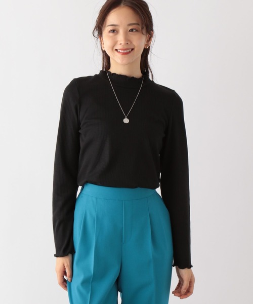 GLOBAL WORK(グローバルワーク)の「Beauteeハイネックリブ/906251(Tシャツ/カットソー・レディース・アイボリー/モカ/ブラック/ホワイト系その他/ブラック系その他/ホワイト系その他2・MEDIUM/LARGE)」の4枚目の写真