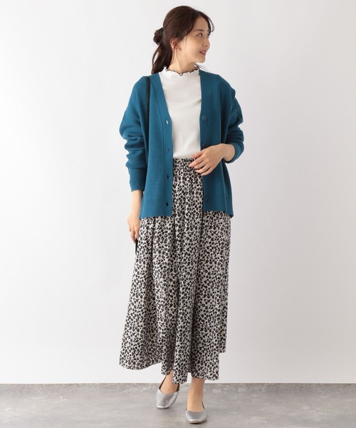 GLOBAL WORK(グローバルワーク)の「Beauteeハイネックリブ/906251(Tシャツ/カットソー・レディース・アイボリー/モカ/ブラック/ホワイト系その他/ブラック系その他/ホワイト系その他2・MEDIUM/LARGE)」の19枚目の写真