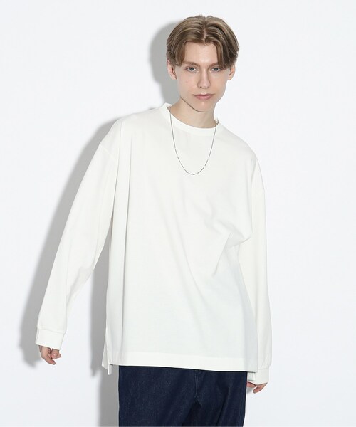 tk.TAKEO KIKUCHI(ティーケータケオキクチ)の「◆ネックレス付きクルーネックロンT(Tシャツ/カットソー・メンズ・オフホワイト/ブラック・02/03)」の11枚目の写真
