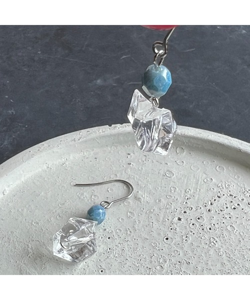 lensa-】ブルー×クリアの氷ピアス(MA)（ピアス（両耳用